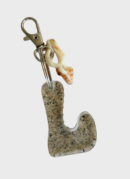 Key Chain - "L" with Shell